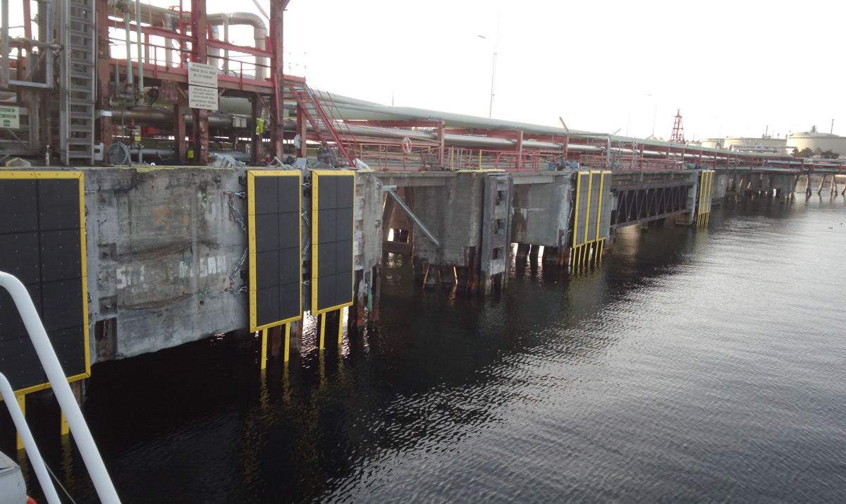 ExxonMobil jetty in Norway refurbished with 25 modern SFT fender